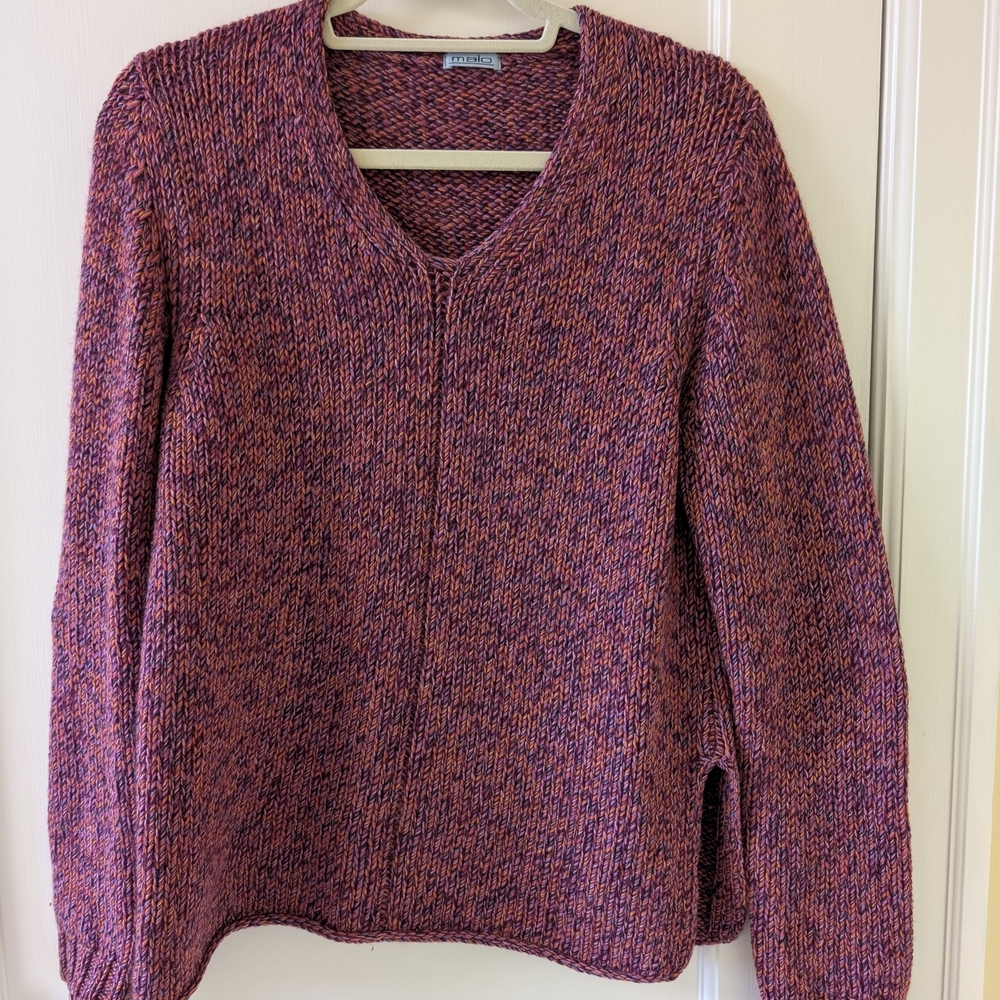 Malo Women's Maroon V-Neck Sweater